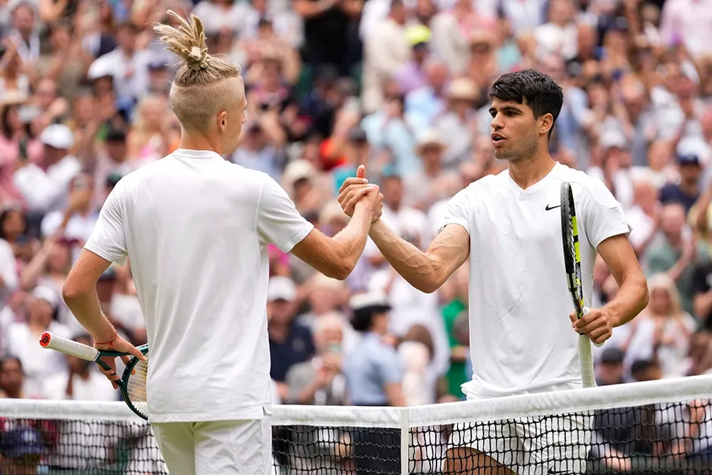 | Photo: AP/Alberto Pezzali : Wimbledon tennis 2024: Carlos Alcaraz vs Mark Lajal